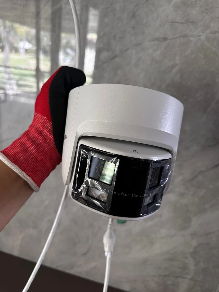 Instalación de una cámara de videovigilancia